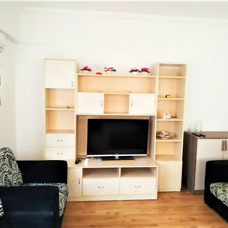 Apartment Kleopatra Beach - Center Aquapark - *